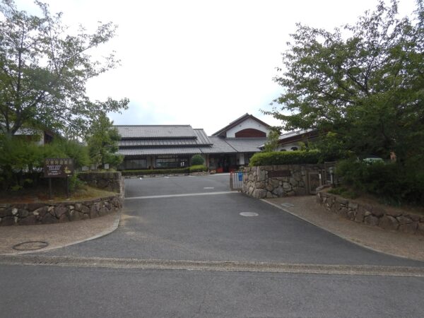 明日香幼稚園徒歩20分