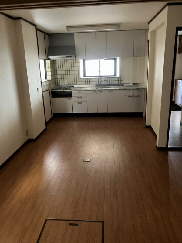 葛城市八川中古一戸建 画像5