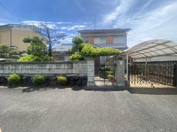 橿原市葛本町中古一戸建 画像2